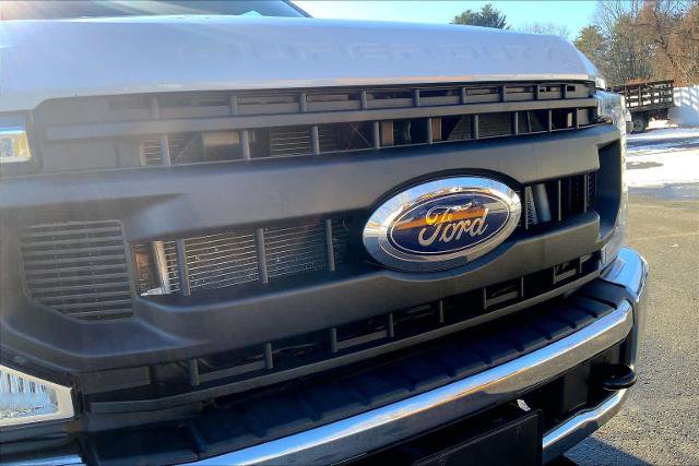 Certified 2021 Ford F450 XL w/ Power Equipment Group image 31