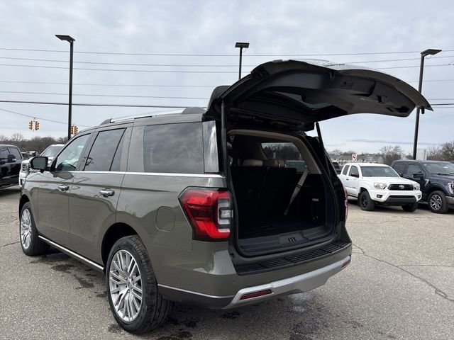 Certified 2024 Ford Expedition Limited image 10