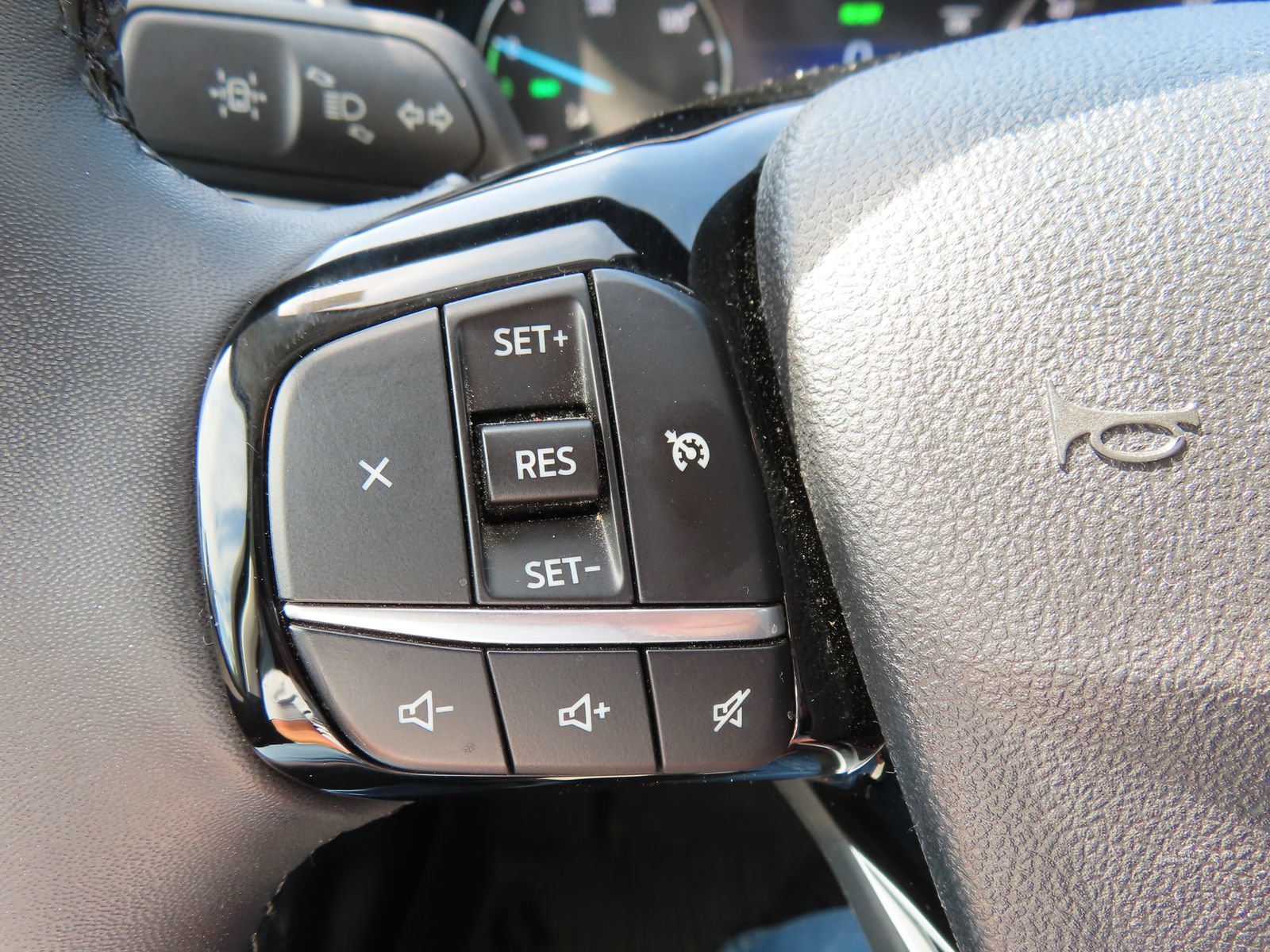 Certified 2022 Ford Escape SE w/ Convenience Package FWD image 18