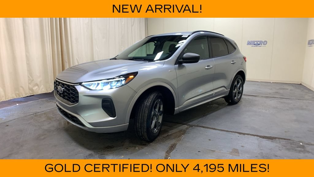 Certified 2024 Ford Escape ST-Line w/ Tech Pack #1 AWD/4WD image 7