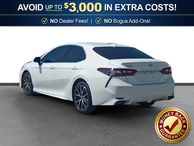 Used 2021 Toyota Camry SE FWD image 4