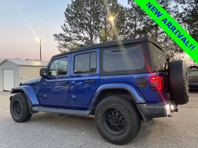 Used 2018 Jeep Wrangler Unlimited Sahara image 2