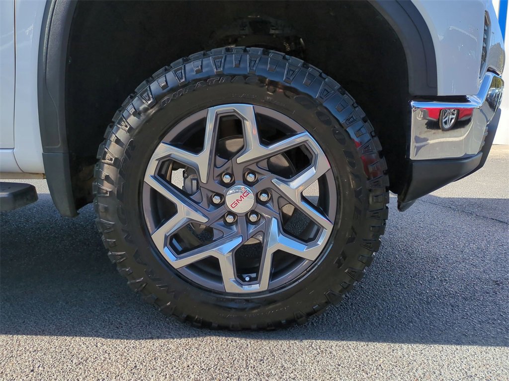 Used 2023 GMC Sierra 1500 SLE image 11