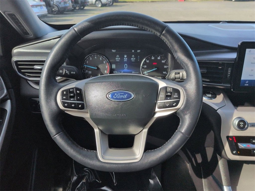 Certified 2023 Ford Explorer XLT w/ Equipment Group 202A image 14