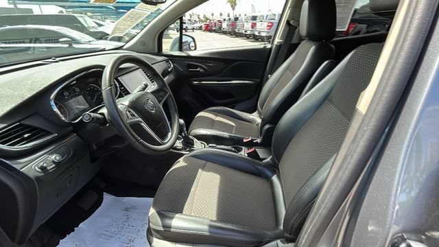 Used 2020 Buick Encore Preferred w/ Safety Package FWD image 17