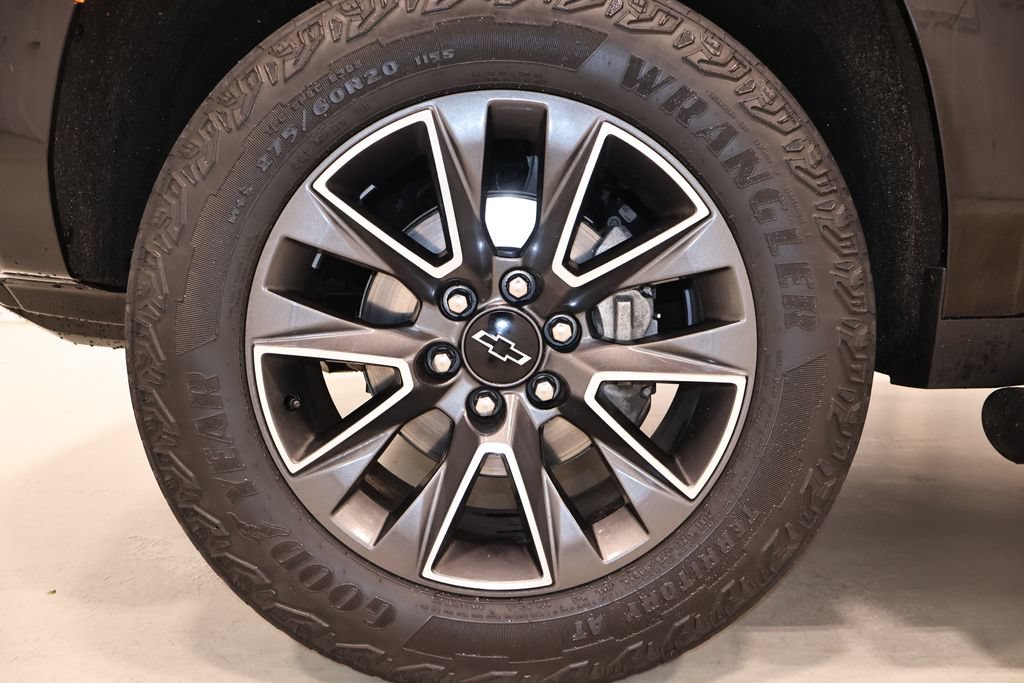 Used 2023 Chevrolet Tahoe Z71 w/ Luxury Package AWD/4WD image 53