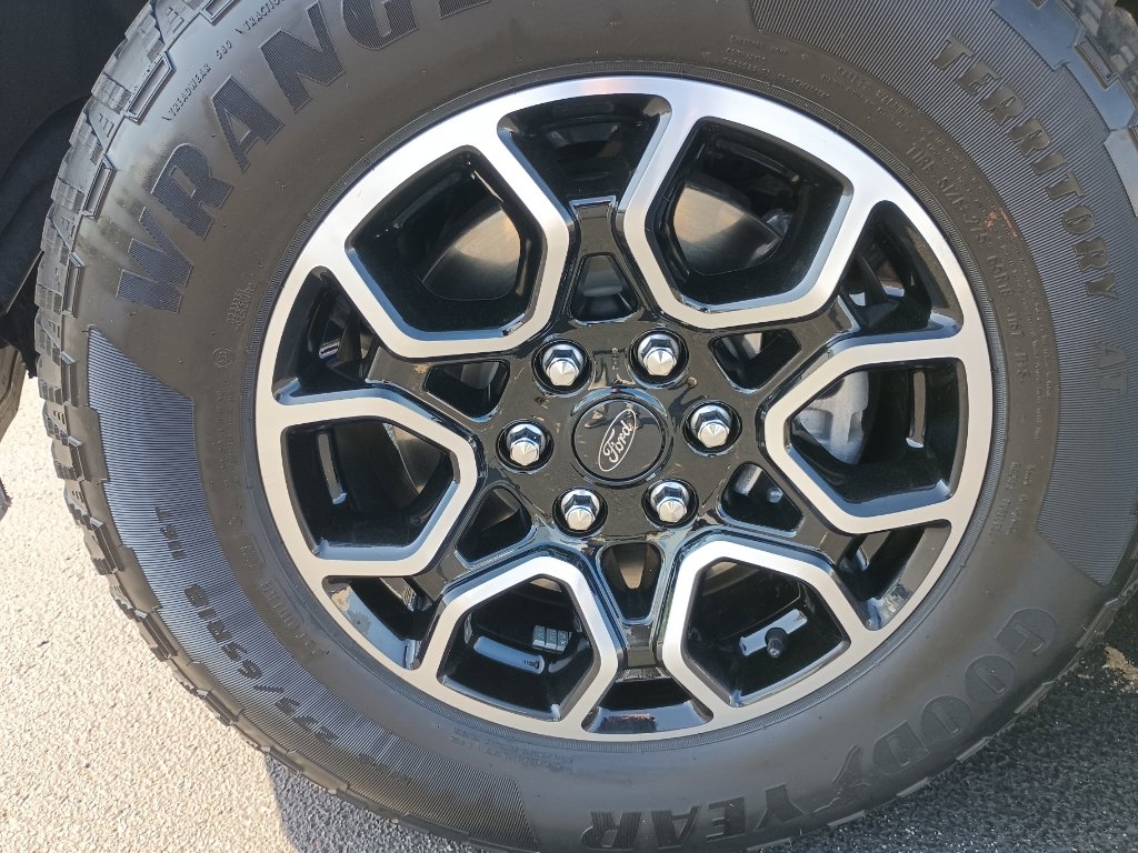 Certified 2023 Ford F150 XLT w/ Equipment Group 302A High image 34