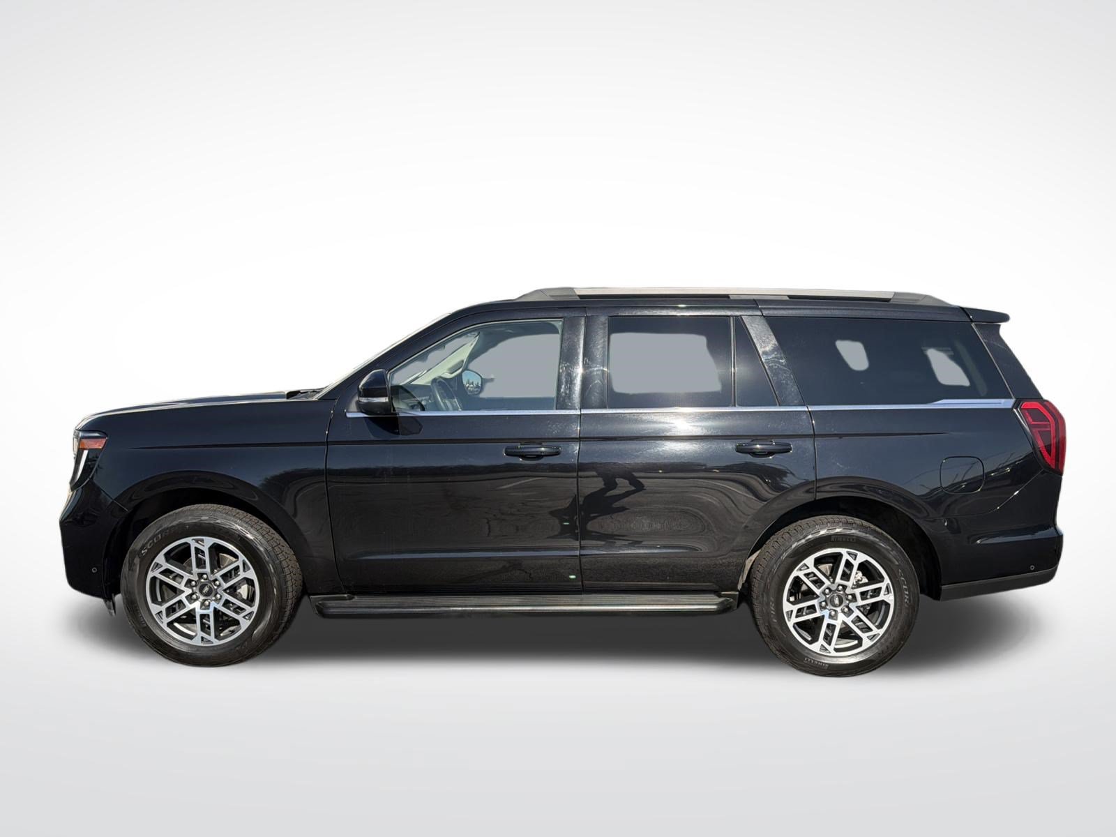 Certified 2025 Ford Expedition Active AWD/4WD image 14