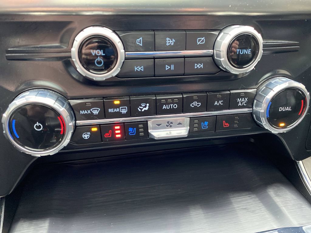 Certified 2023 Ford F150 Lariat image 26