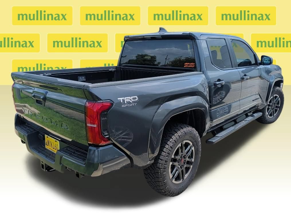 Used 2026 Toyota Tacoma TRD Sport AWD/4WD image 5