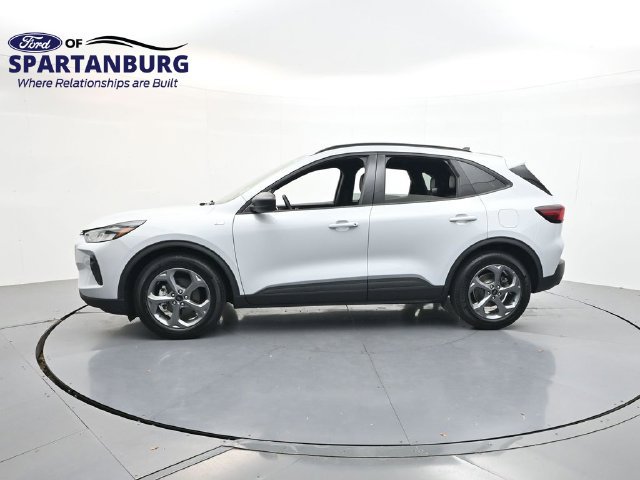 Certified 2025 Ford Escape ST-Line FWD image 4