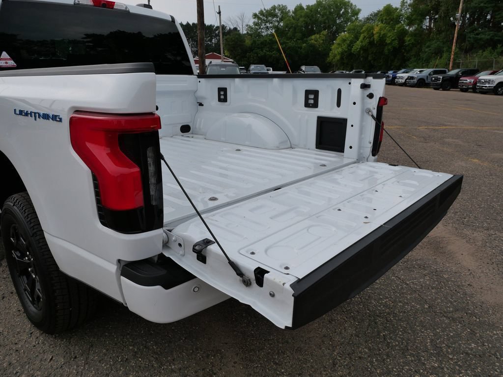 Certified 2025 Ford F150 Lightning XLT w/ Max Trailer Tow Package AWD/4WD image 7