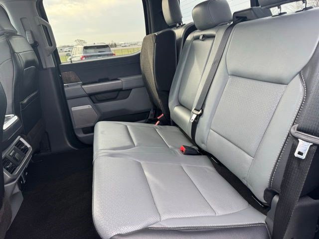 Certified 2022 Ford F150 Lariat w/ Equipment Group 502A High image 28