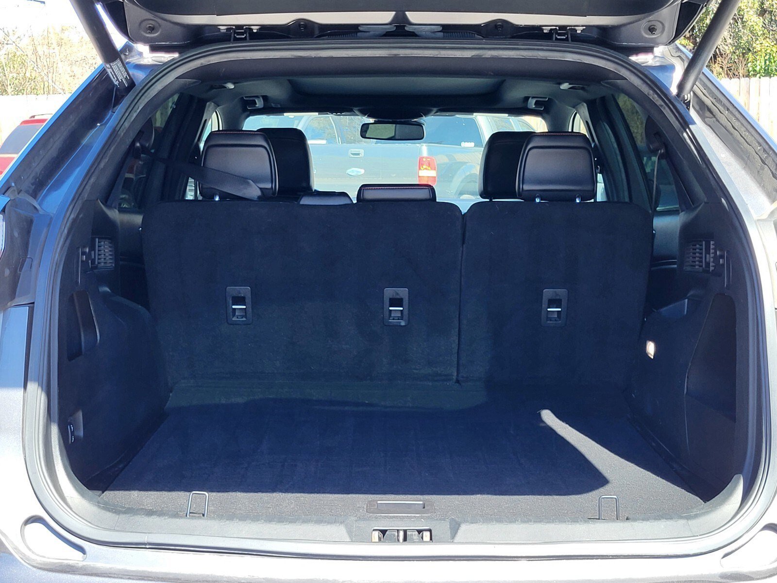 Certified 2022 Ford Edge ST-Line image 32