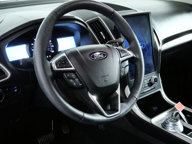 Certified 2024 Ford Edge SEL w/ Convenience Package AWD/4WD image 16