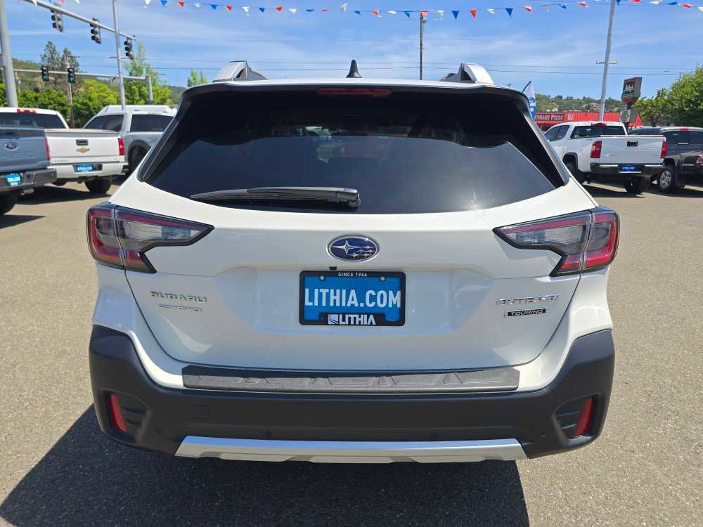 Used 2020 Subaru Outback Touring AWD/4WD image 4