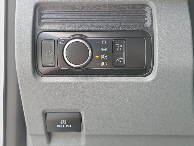 Certified 2024 Ford F350 XL w/ 360-Degree Camera Package RWD image 21
