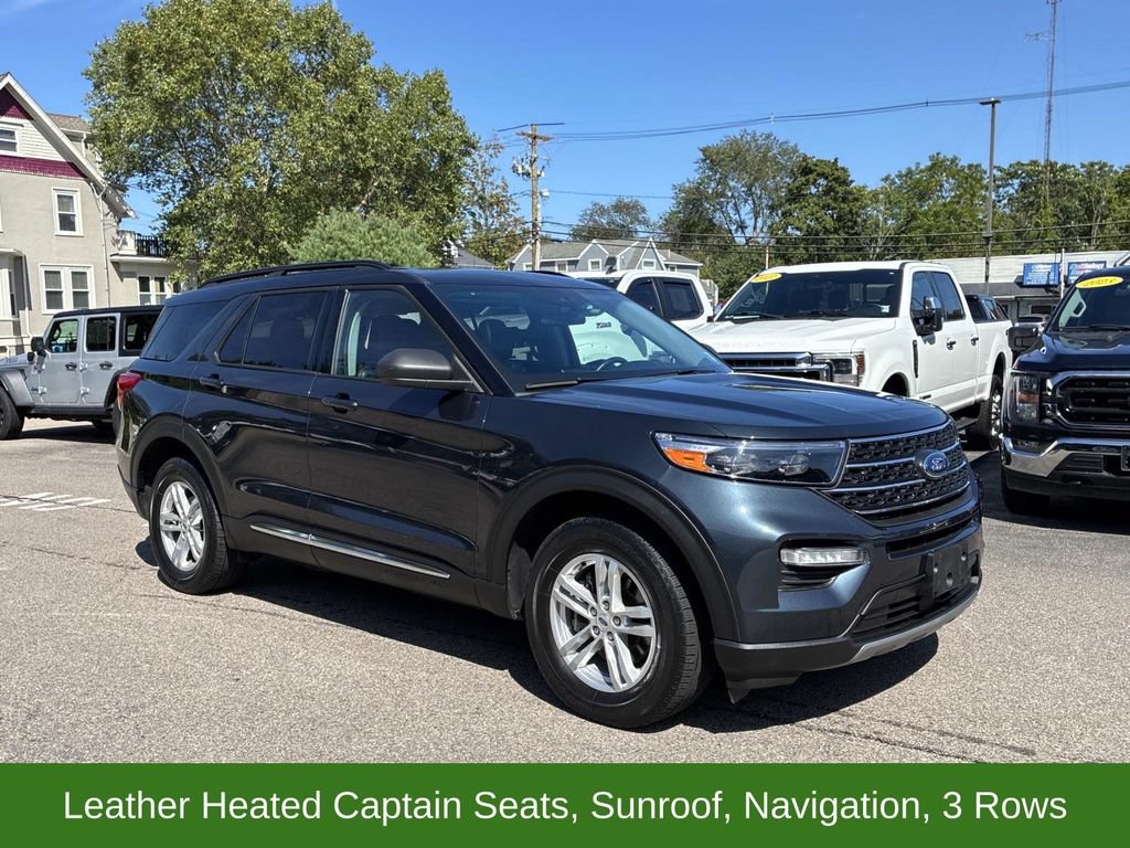 Certified 2023 Ford Explorer XLT w/ Equipment Group 202A AWD/4WD image 3