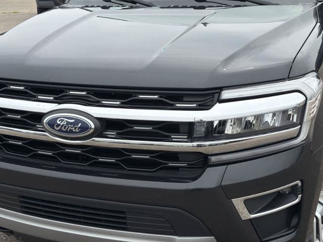 Certified 2023 Ford Expedition Max Limited AWD/4WD image 11