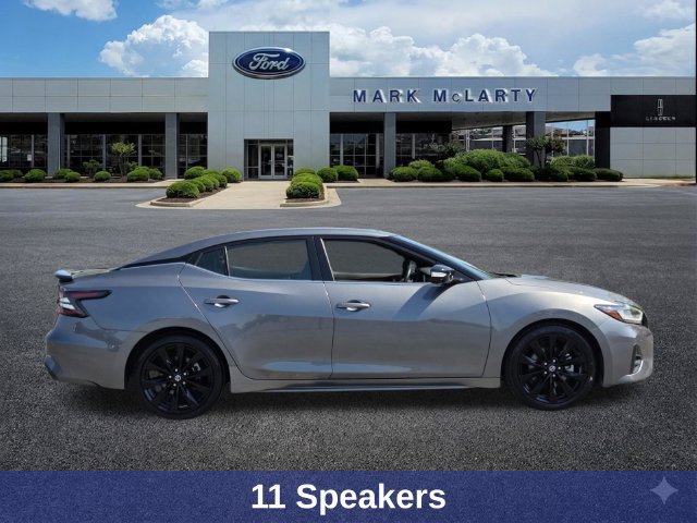 Used 2022 Nissan Maxima SR w/ Sport Mat Group FWD image 7