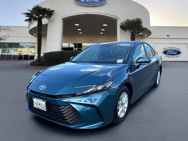 Used 2026 Toyota Camry LE w/ Convenience Package FWD image 2