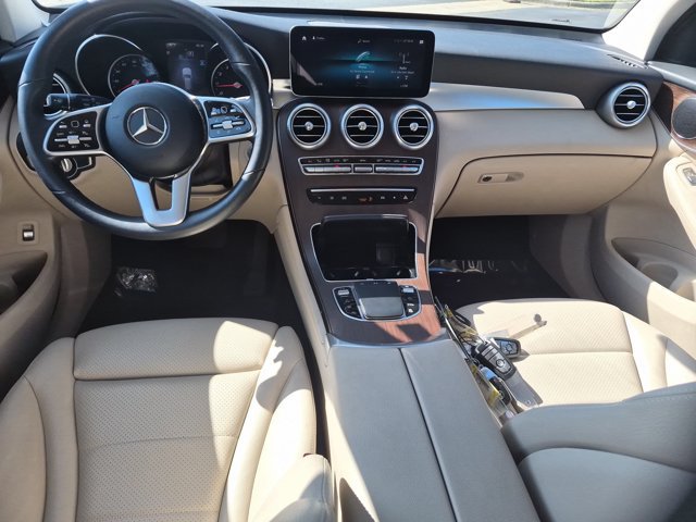 Used 2022 Mercedes-Benz GLC 300 4MATIC w/ Premium Package Lite image 30