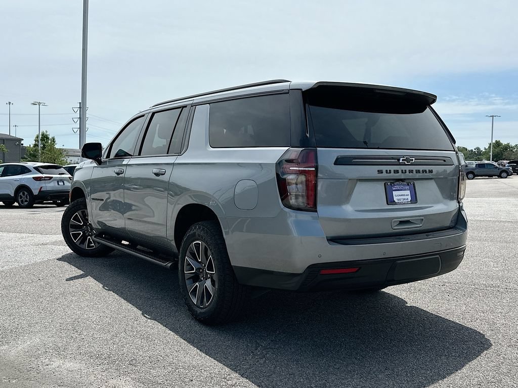 Used 2024 Chevrolet Suburban Z71 w/ Luxury Package AWD/4WD image 6