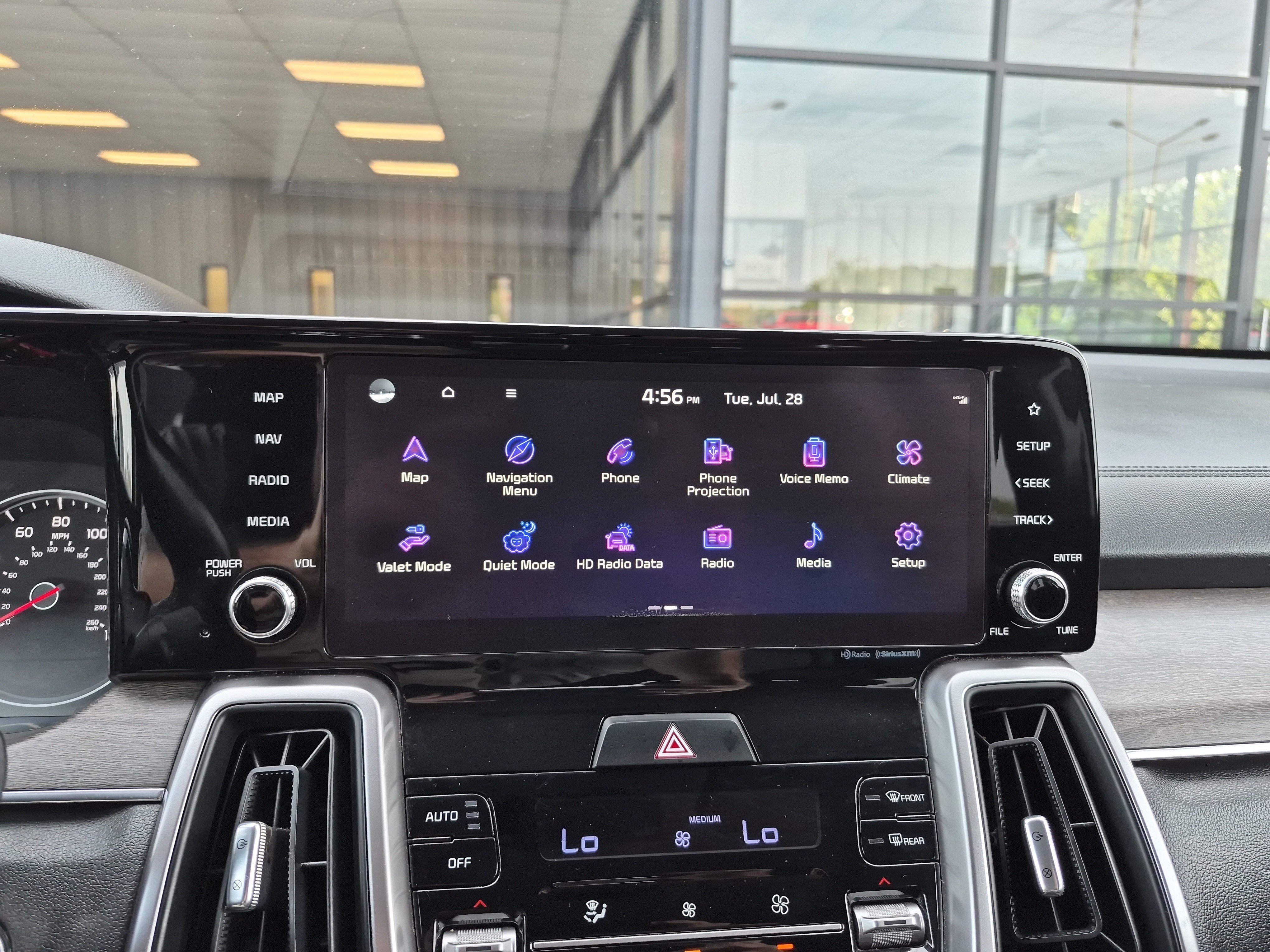 Used 2023 Kia Sorento S w/ Panoramic Sunroof Package AWD/4WD image 36