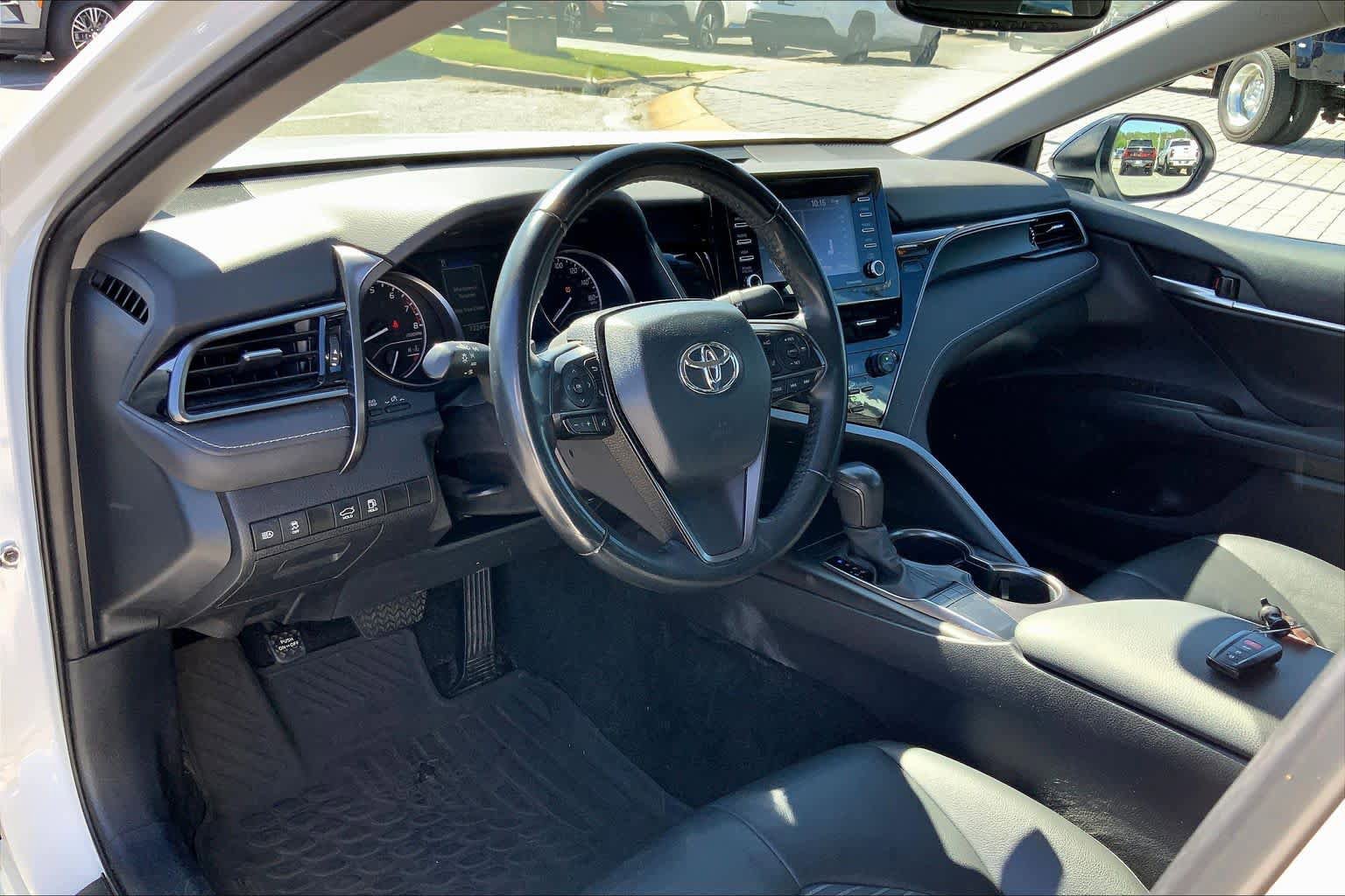 Used 2024 Toyota Camry SE w/ Convenience Package FWD image 16