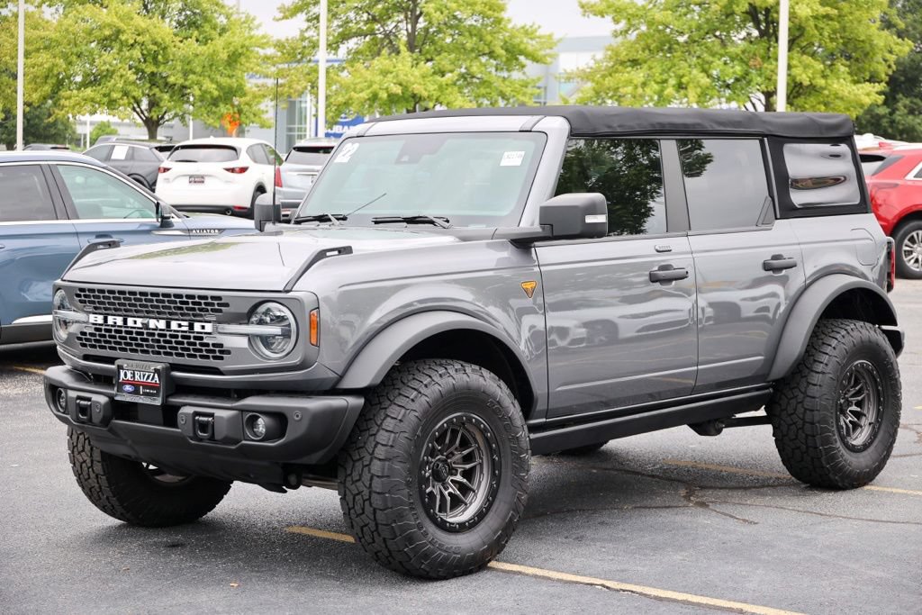 Certified 2022 Ford Bronco Badlands w/ Sasquatch Package AWD/4WD image 25