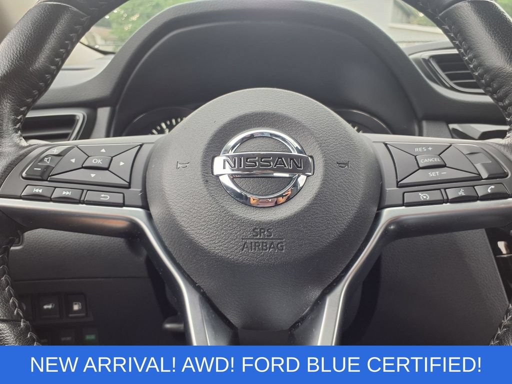 Used 2020 Nissan Rogue SV AWD/4WD image 14
