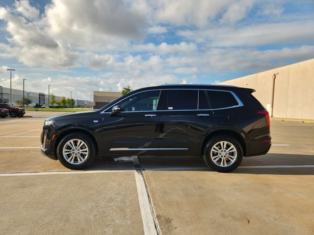 Used 2023 Cadillac XT6 Luxury FWD image 4