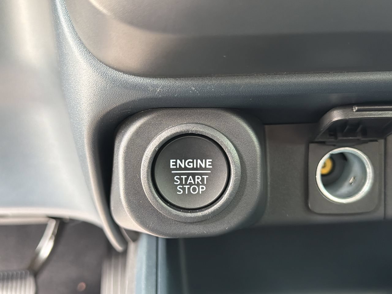Certified 2024 Ford Maverick Lariat AWD/4WD image 30