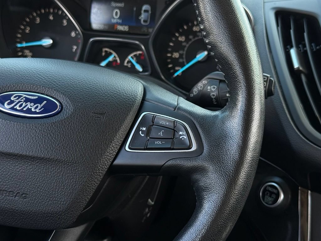 Certified 2019 Ford Escape Titanium AWD/4WD image 8