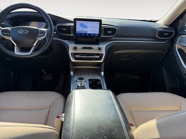 Certified 2023 Ford Explorer XLT w/ Equipment Group 202A image 11