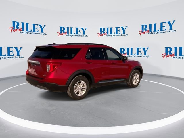 Certified 2021 Ford Explorer XLT w/ Equipment Group 202A image 6