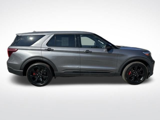 Certified 2022 Ford Explorer ST w/ Equipment Group 401A image 3