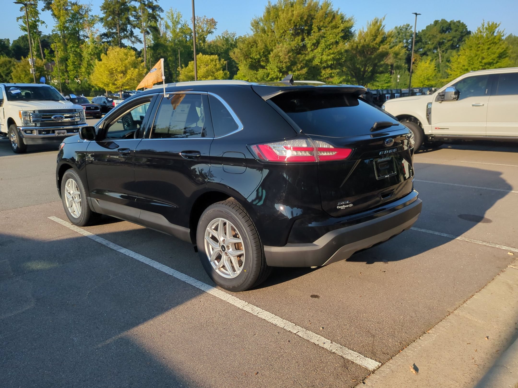 Certified 2023 Ford Edge SEL w/ Convenience Package AWD/4WD image 5