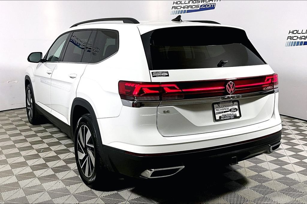 Used 2025 Volkswagen Atlas SE FWD image 8