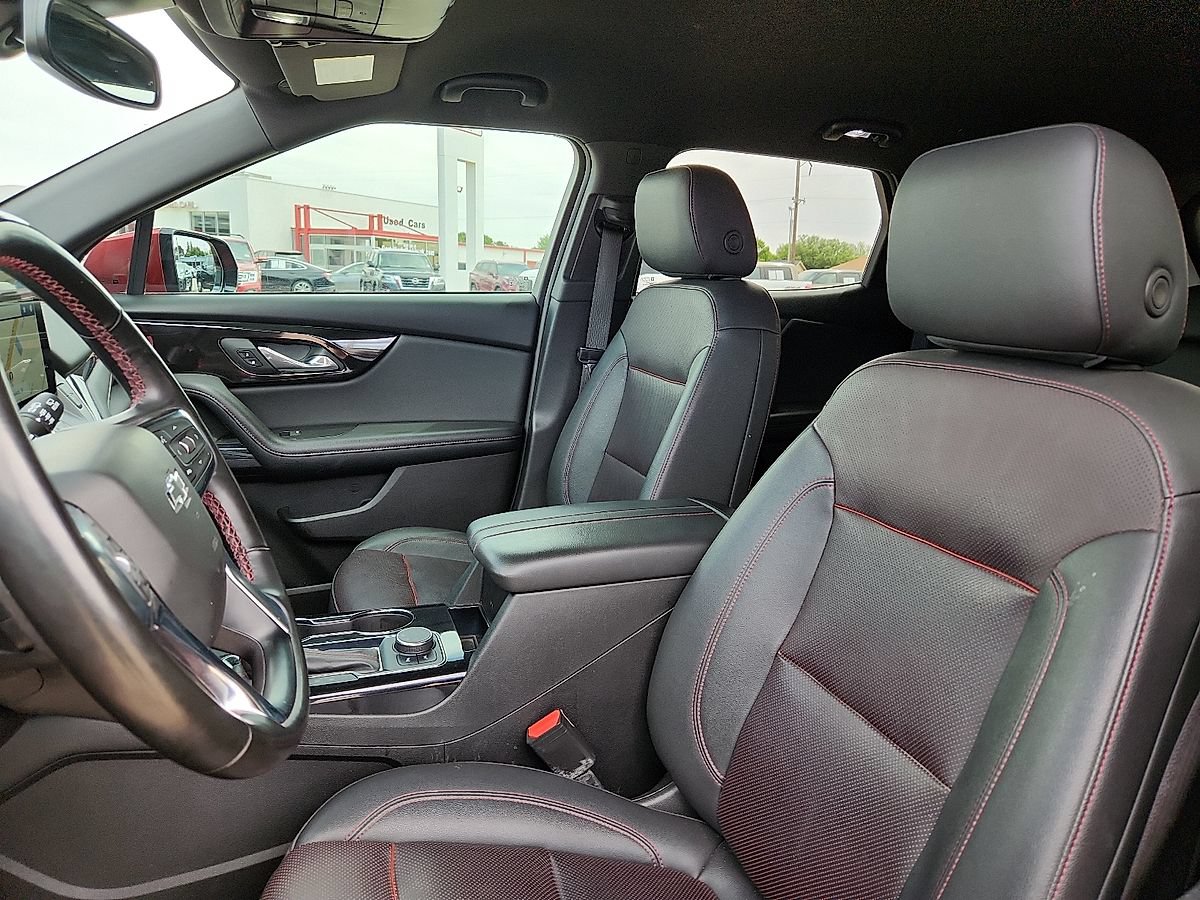 Used 2024 Chevrolet Blazer RS w/ Enhanced Convenience Package FWD image 7