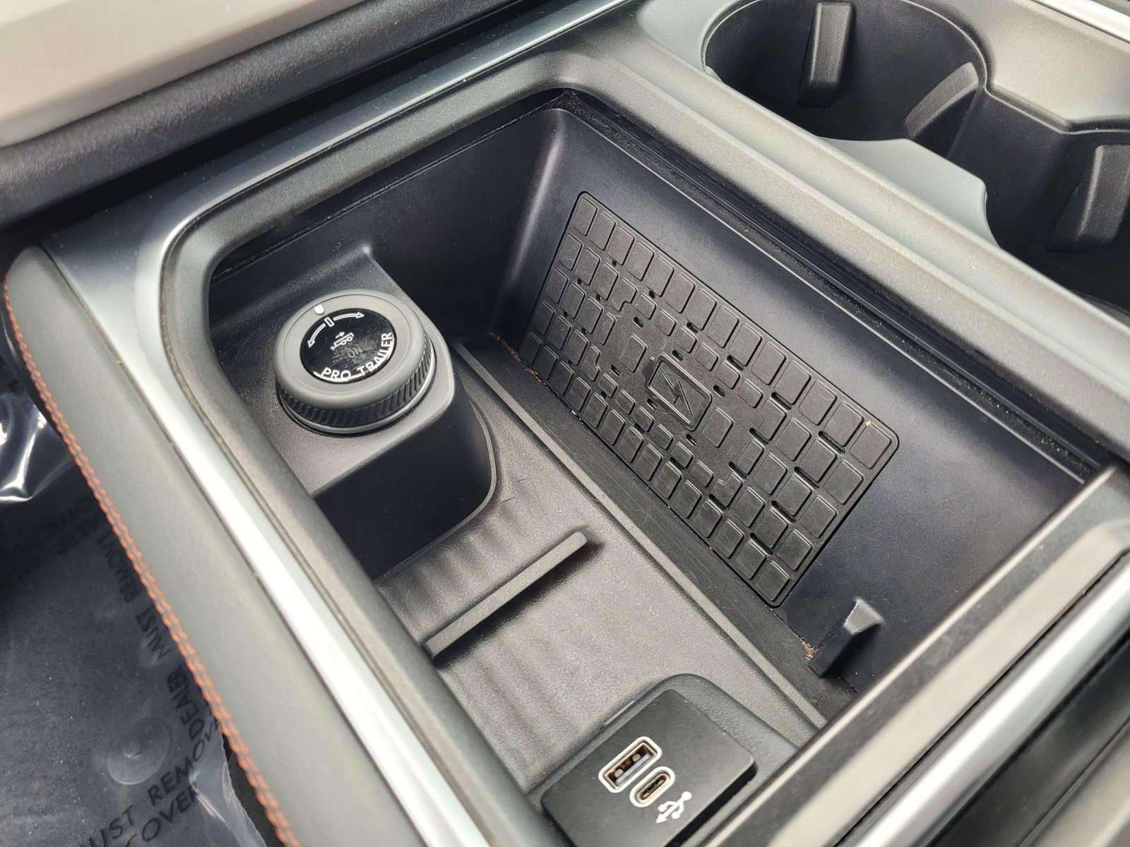 Certified 2025 Ford Expedition Active image 25