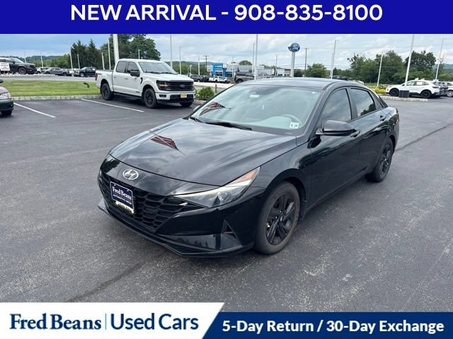 Used 2022 Hyundai Elantra SEL FWD image 3