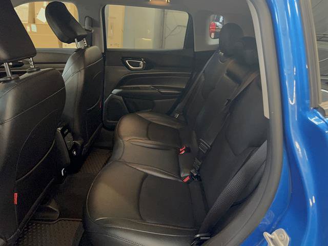 Used 2022 Jeep Compass Trailhawk AWD/4WD image 8