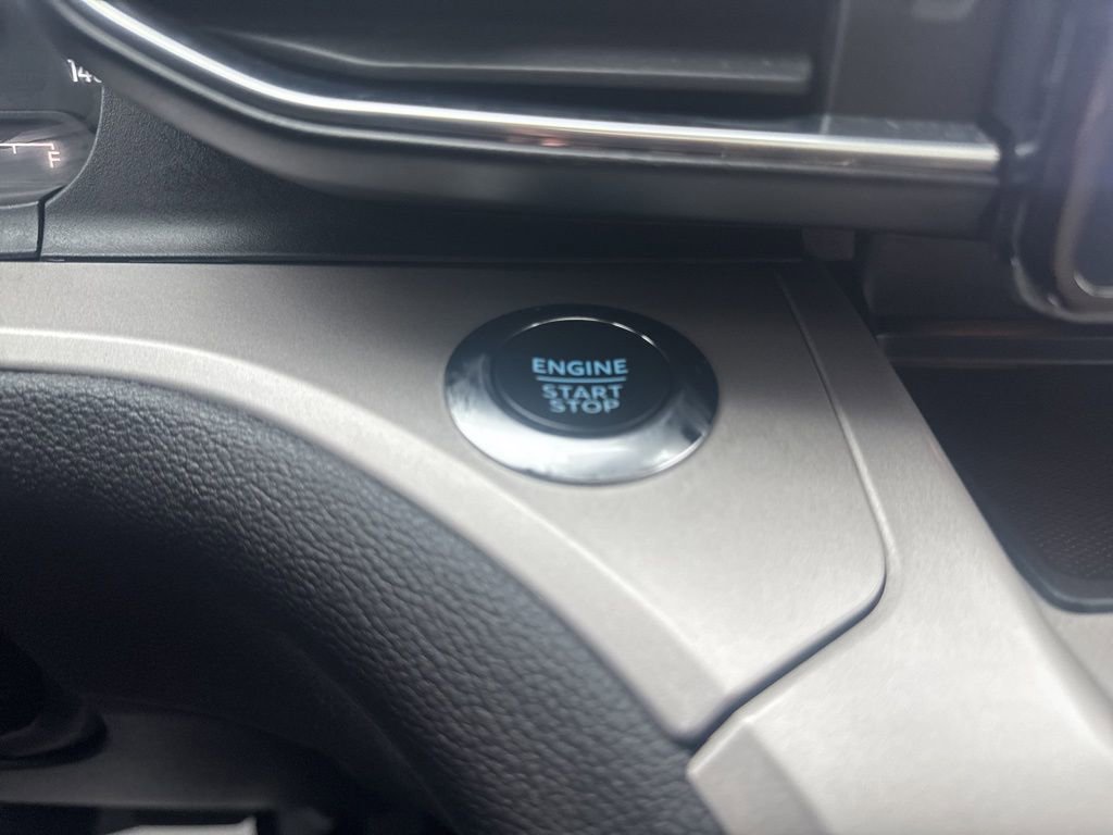 Certified 2023 Ford Explorer XLT w/ Equipment Group 202A image 33