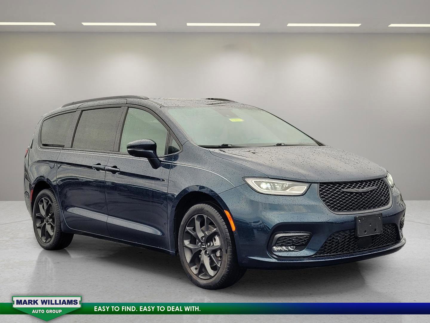 Used 2022 Chrysler Pacifica Limited w/ S Appearance Package image 7