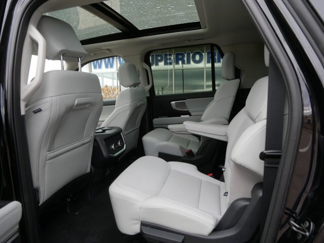 Certified 2025 Ford Expedition Max Platinum w/ Driver's Package AWD/4WD image 20