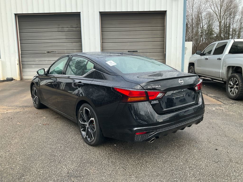 Used 2023 Nissan Altima 2.5 SR image 5