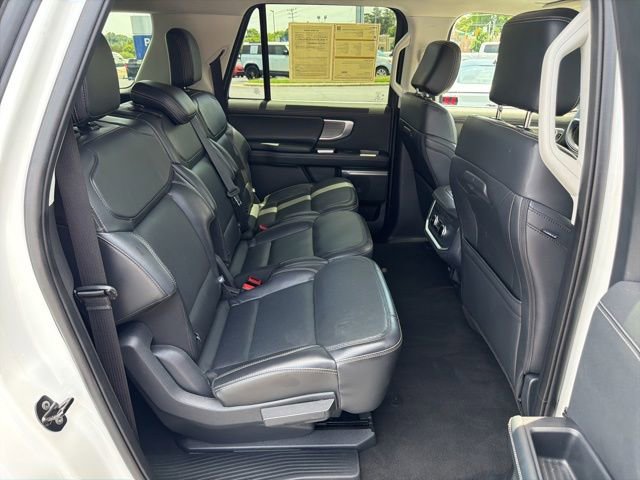 Certified 2025 Ford Expedition Max Platinum AWD/4WD image 22
