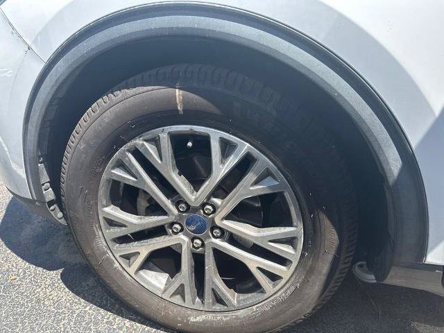 Certified 2021 Ford Escape SEL FWD image 13