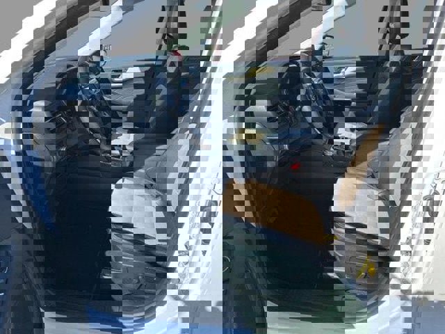 Certified 2022 Ford Escape Titanium w/ Titanium Elite Package image 2